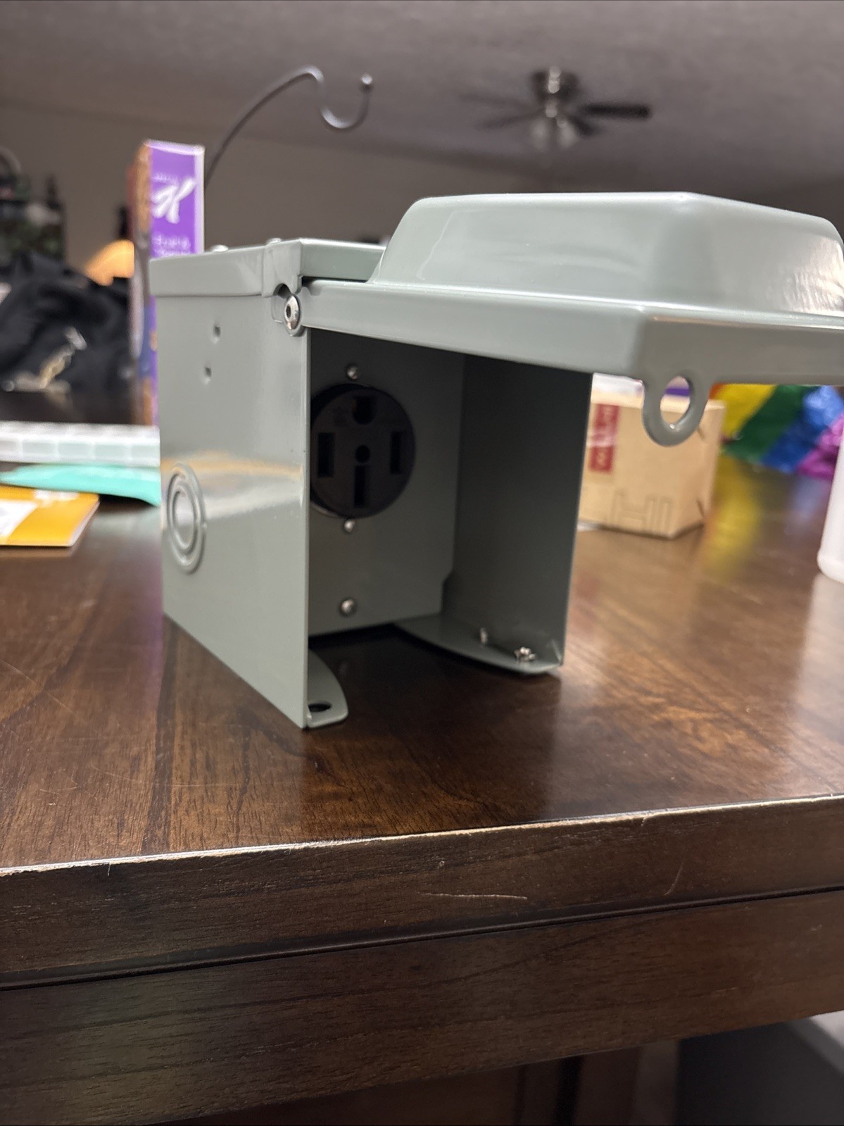 50 Amp RV Power Outlet Box, Nema 14-50R 125V/250V RV Outdoor Panel Enclosed