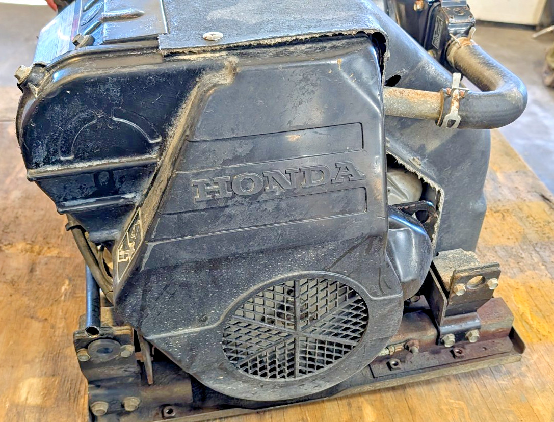 Honda EV 6010 Portable RV Fire Truck Heavy Duty Generator Water Cooled Runs BUT?