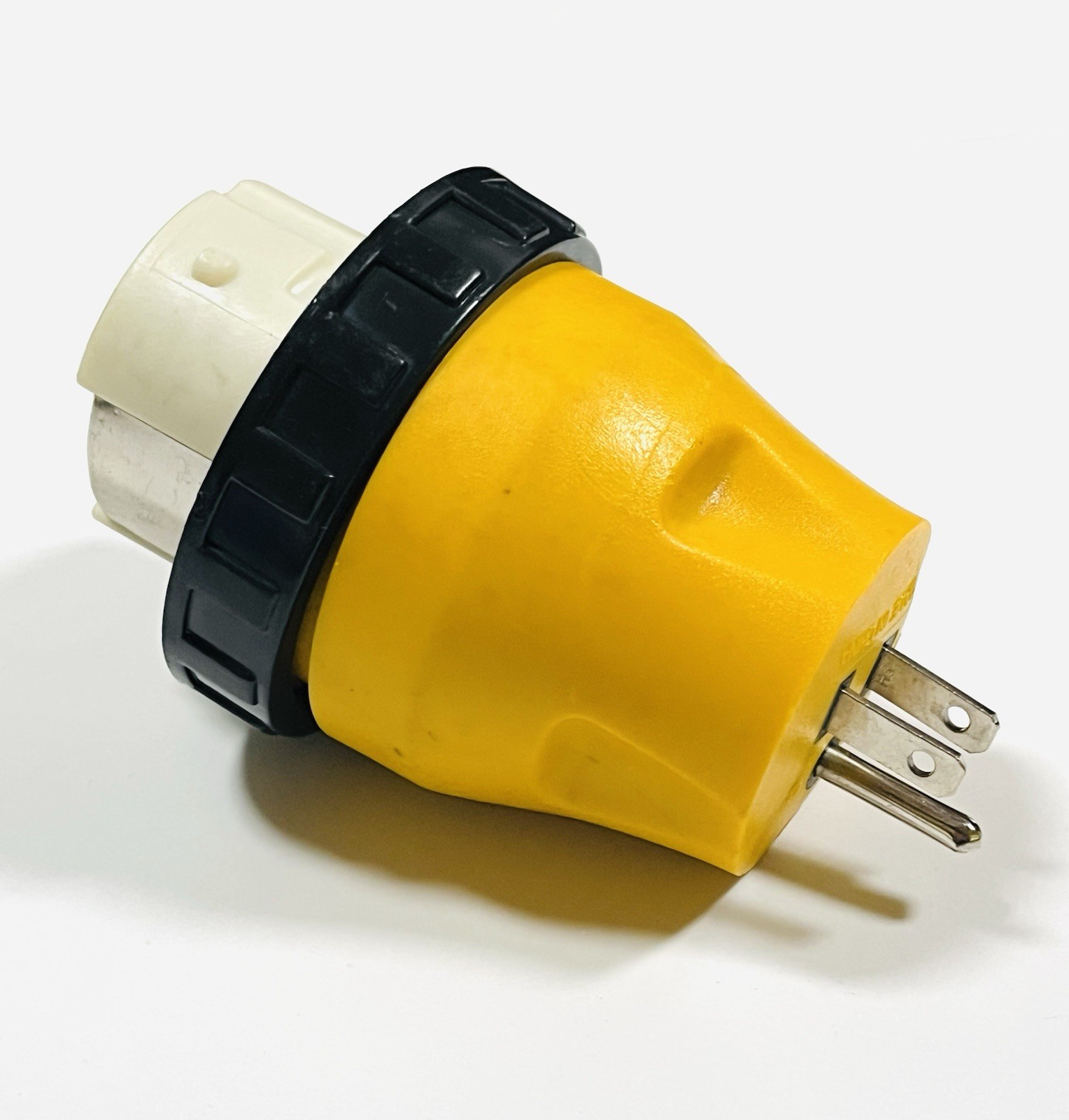 Heavy Duty Twist Lock Power Adapter 15A Plug to 125/250V 50A Receptacle