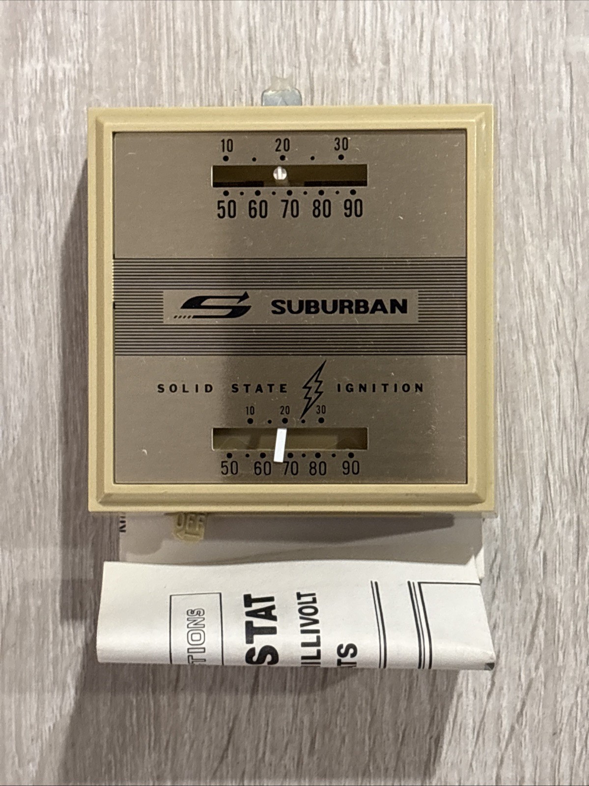 Suburban Vintage Room Thermostat CM60 Mod. 60A-870-033 24V TESTED