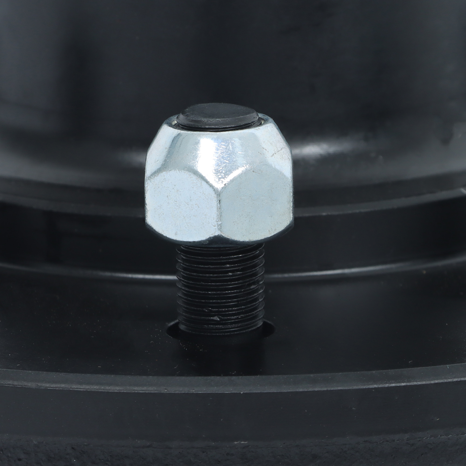 LABLT 8 × 6.5 Lug 8000LB Superior Shipping Container Wheels Bolt-on Spindle Kits