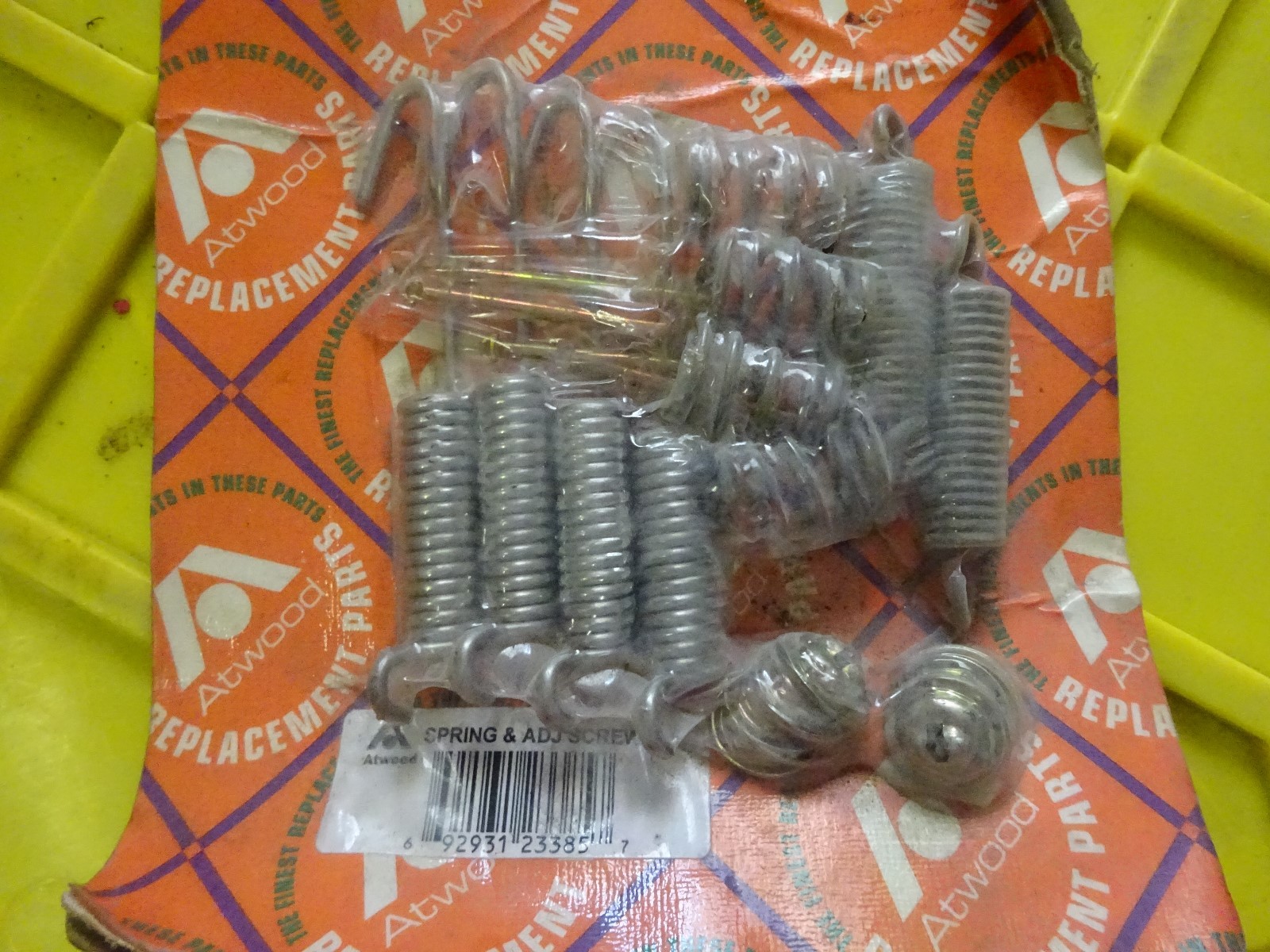ATTWOOD TRAILER SPRING & ADJUSTER SCREW KIT DRUM BRAKES