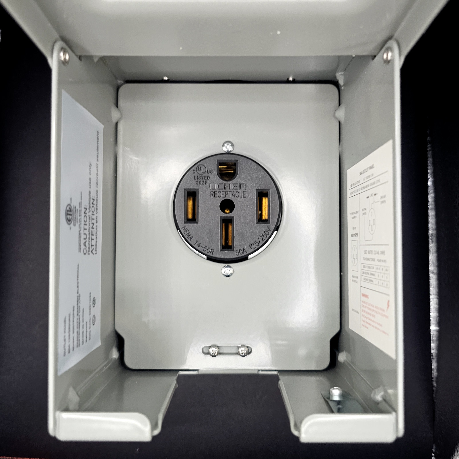 Intertek 50-Amp RV Power Outlet Box 125/250 Volts Outdoor Weatherproof