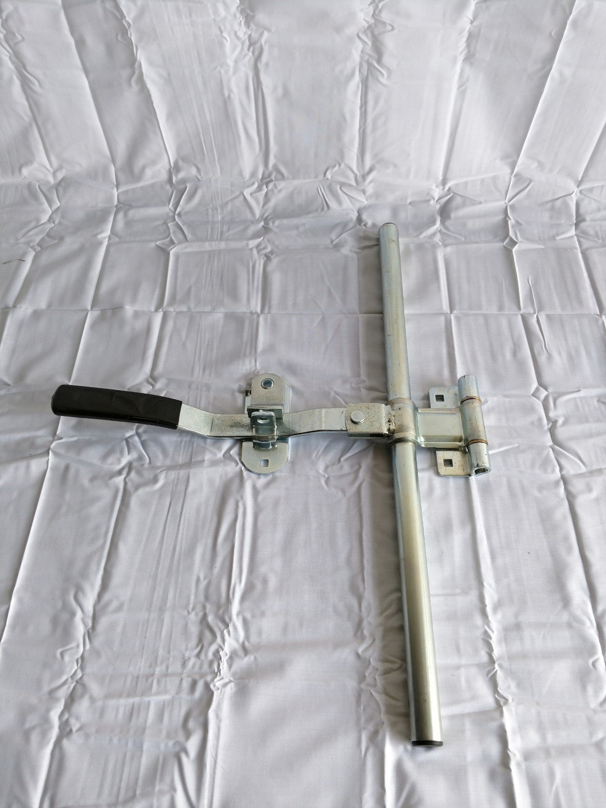 Trailer Door Cam Lock Bar 24″ L Cargo Latch Zinc Plated Single Hinge Point