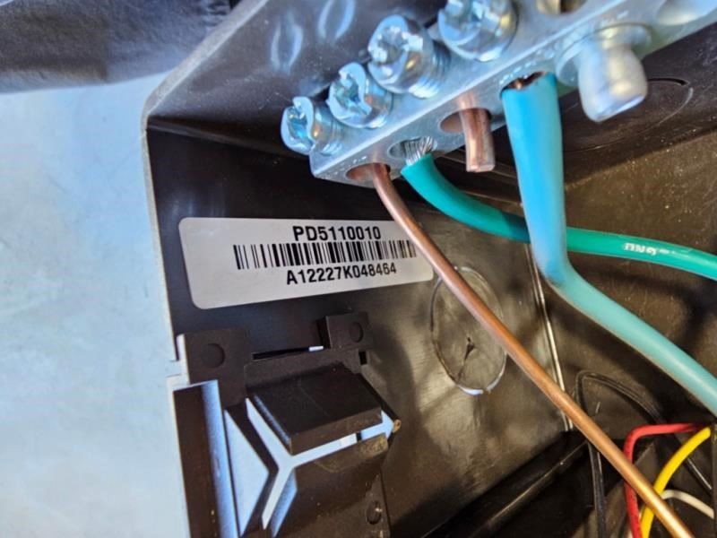USED PROGRESSIVE DYNAMICS AUTO TRANSFER RELAY PD511010