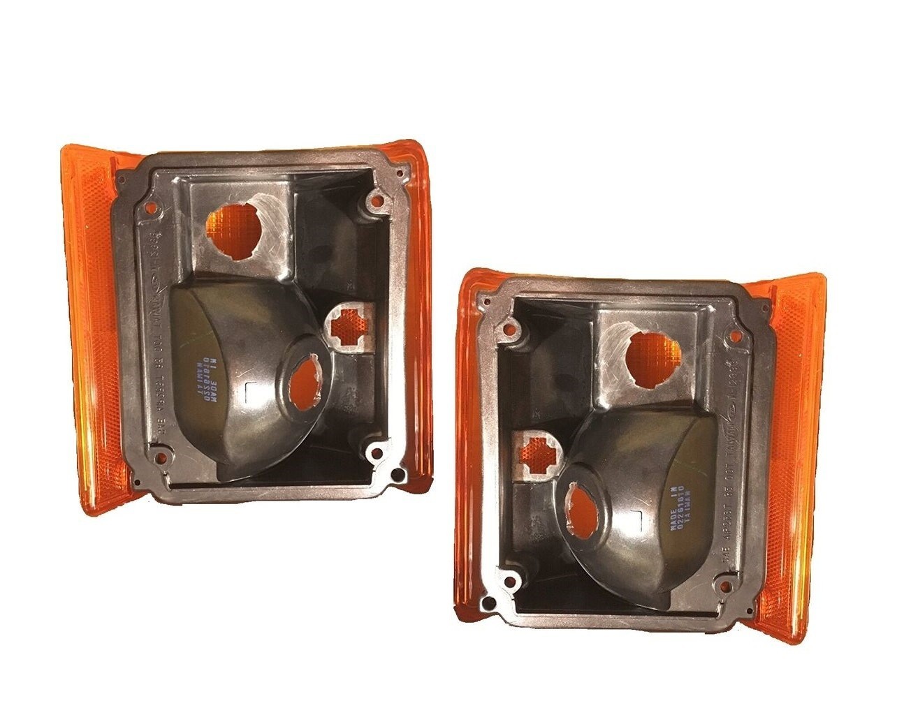 MONACO MONARCH 2000 2001 2002 2003 REAR TURN SIGNAL LIGHTS AMBER LAMPS PAIR RV