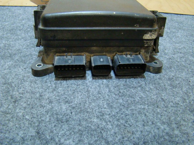 USED RV Freightliner POWER DISTRIBUTION P/N: A06-84731-005 Bussman