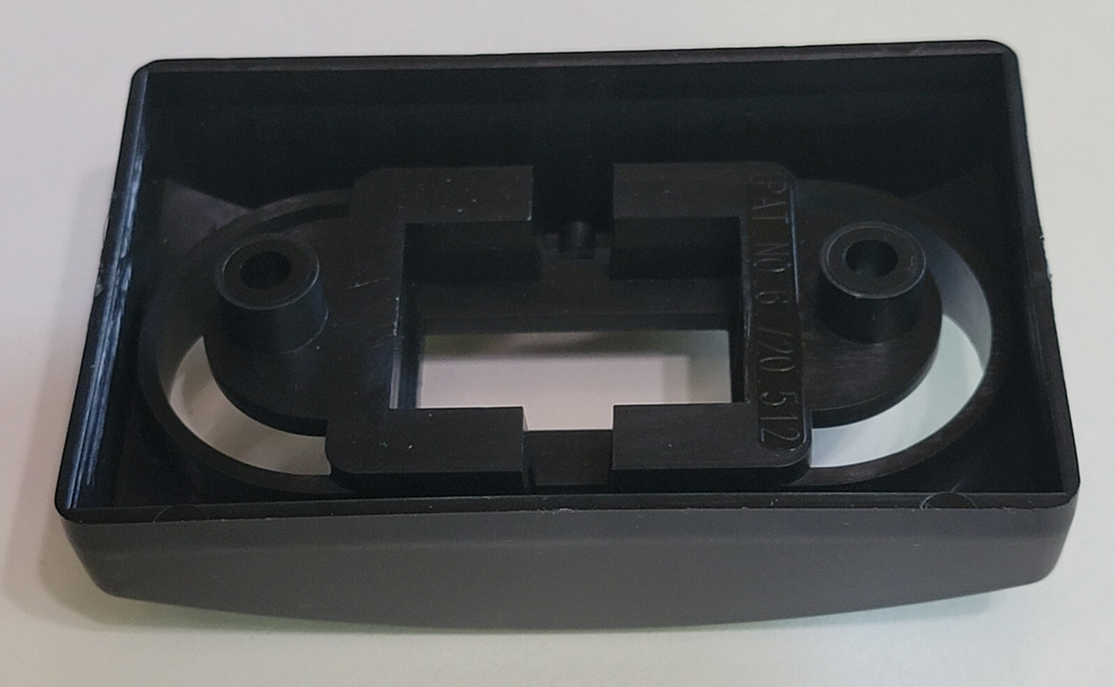 Sigma 1B On/Off Rocker Switch w/ Surface Mount Plate 20A 14VDC RV Camper Black