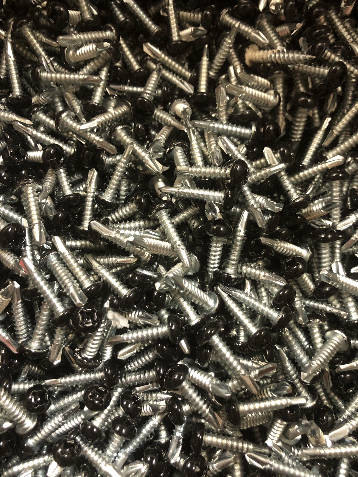 100 – #8 X 1″ Black Self Tapping Pan Head Screws RV Trailer Camper Motorhome