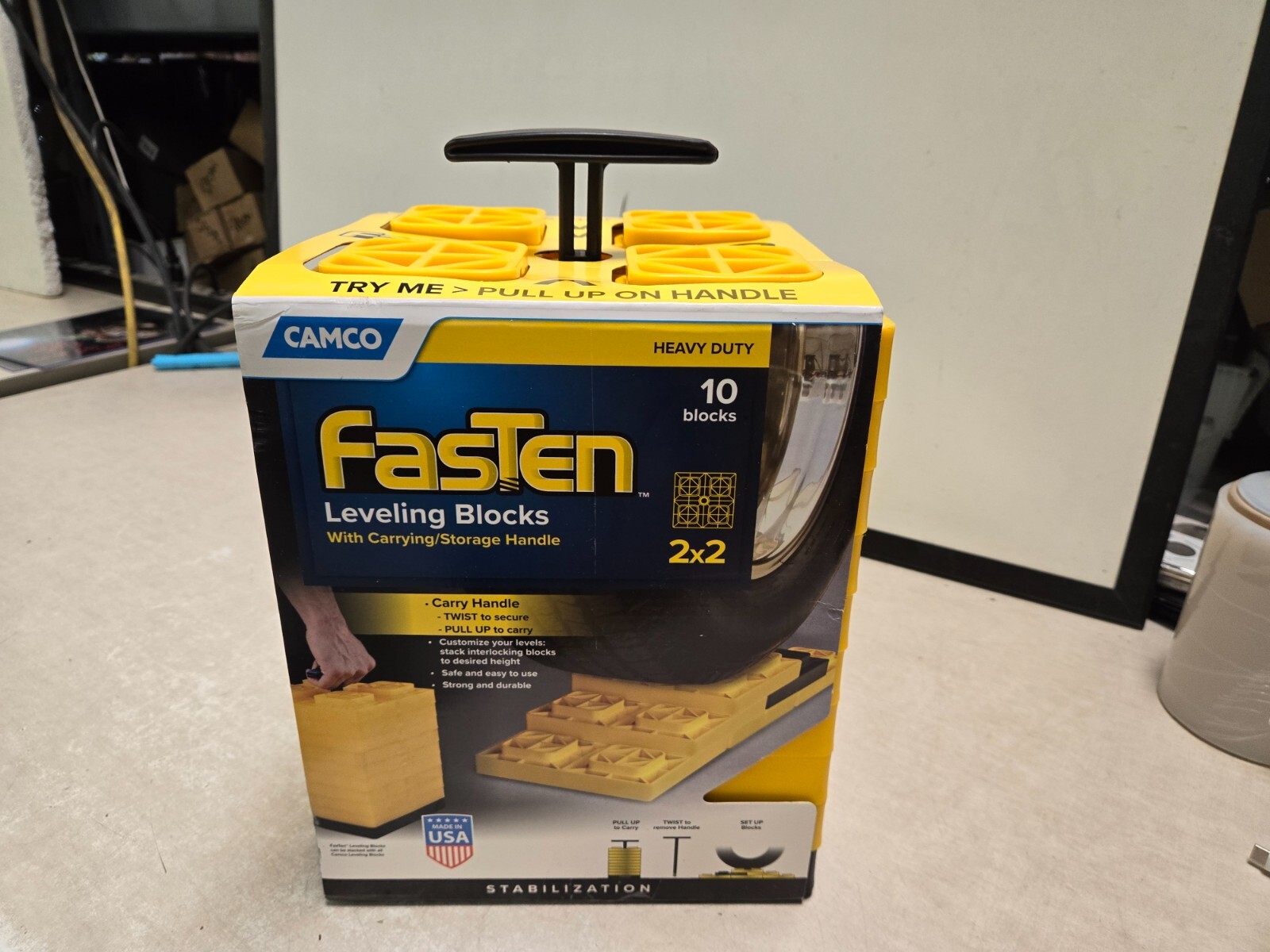 Camco 44512 FasTen Yellow Leveling Blocks w T-Handle 10 Pieces