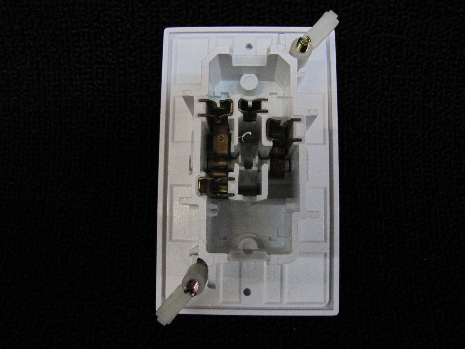 10 Pack Mobile Home RV Parts Self Contained Toggle Switch w/cover plates