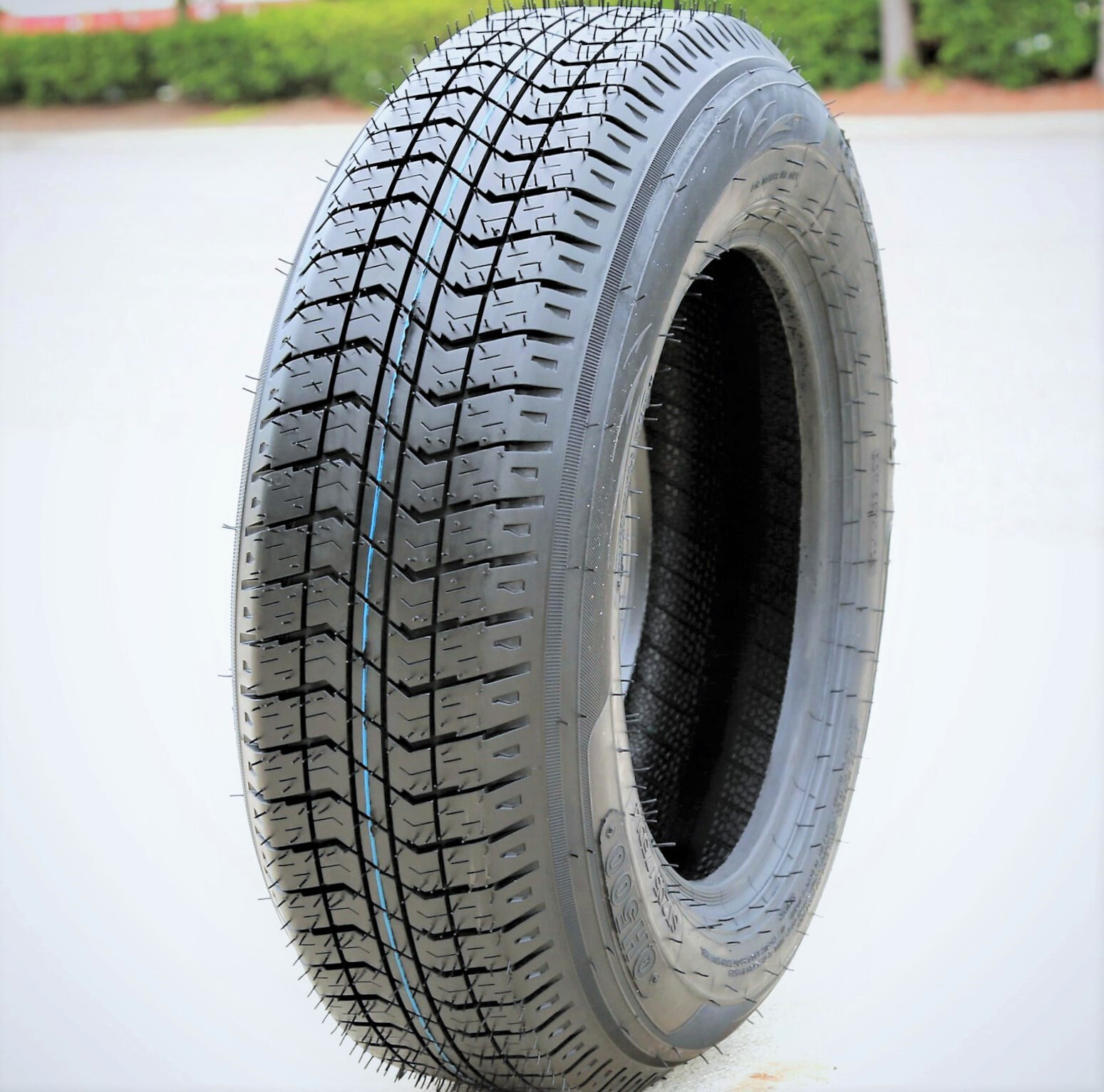 Tire Forerunner QH500 ST 205/75D14 Load C 6 Ply Trailer