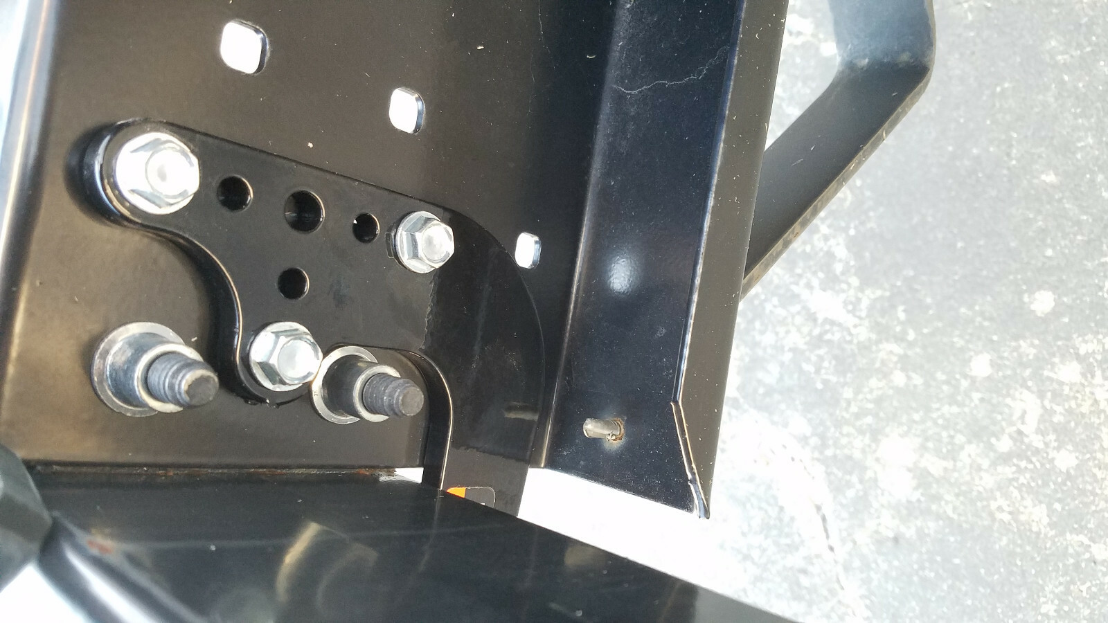 Mount-n-Lock® SafetyStruts® Heavy Duty RV Bumper Brackets (1SSNHD-Standard)