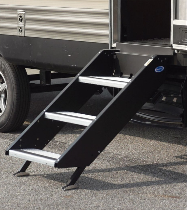 MOR/ryde STP-224 Entry Step 3 Step 21-1/2 Inch To 27-1/2 Inch Step Height