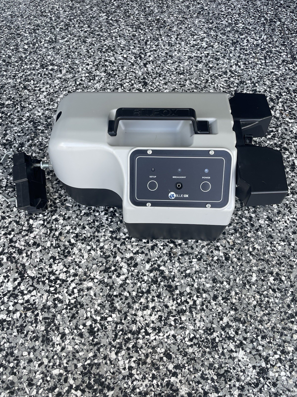 BLUE OX BRK2022 Patriot Flat Tow Brake System w/ Remote, Breakaway & Accessories