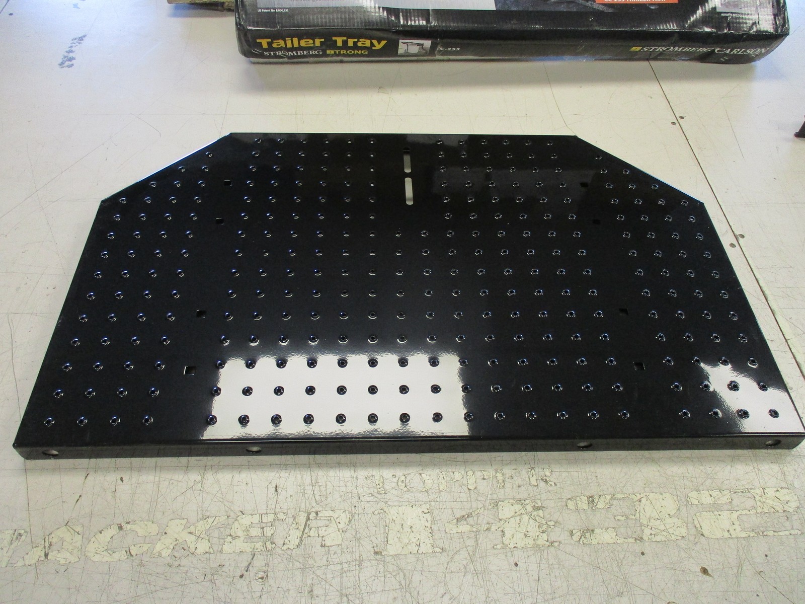 STROMBERG CARLSON PRODUCTS INC. TRAILER TRAY BLACK CC-255TW RV CAMPER