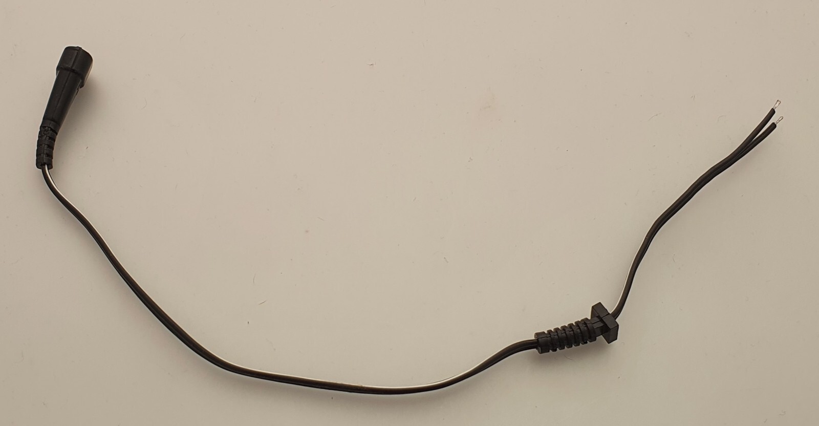 2 PIN SOCKET & FLY LEAD FOR 2 PIN AC / DC JACKS 25cm – WITH OR WITHOUT GROMMET