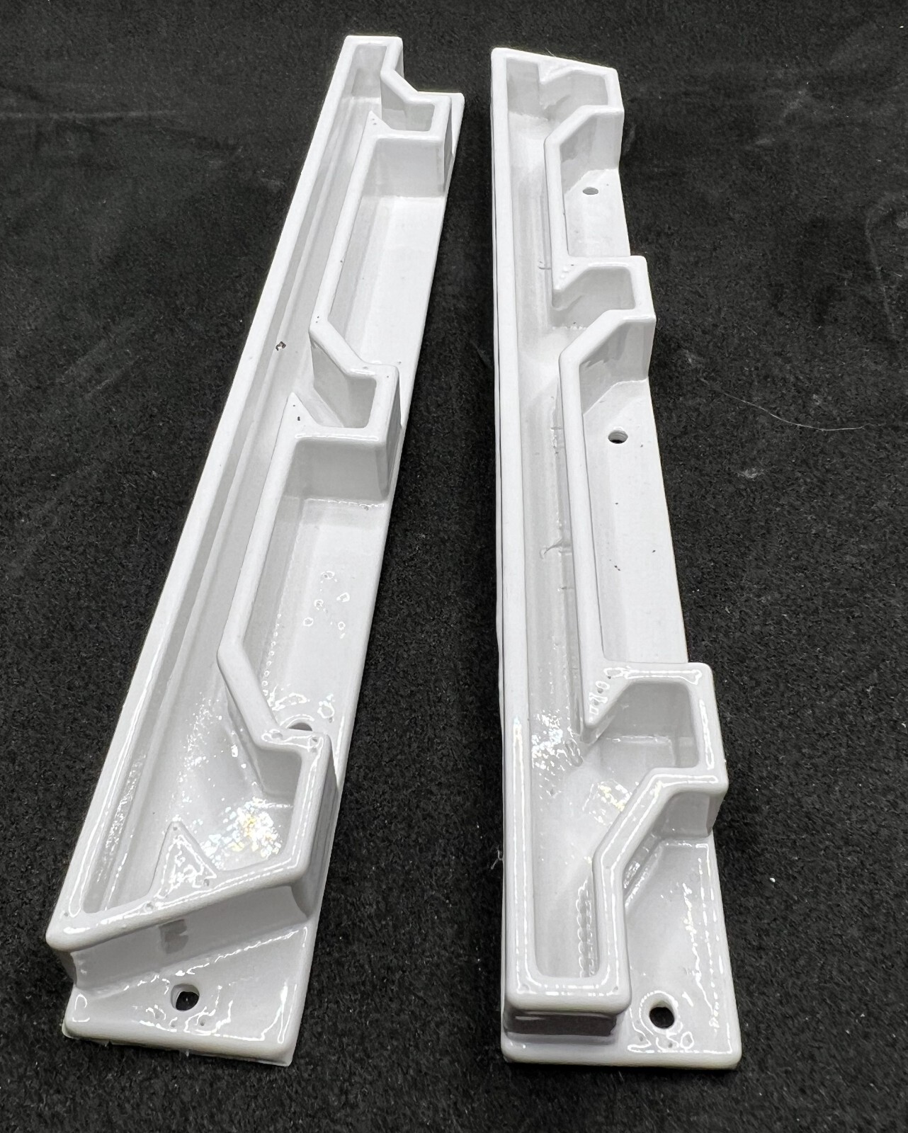 Airstream Window Positioner Guides  Set of 2  Right and Left   Like New