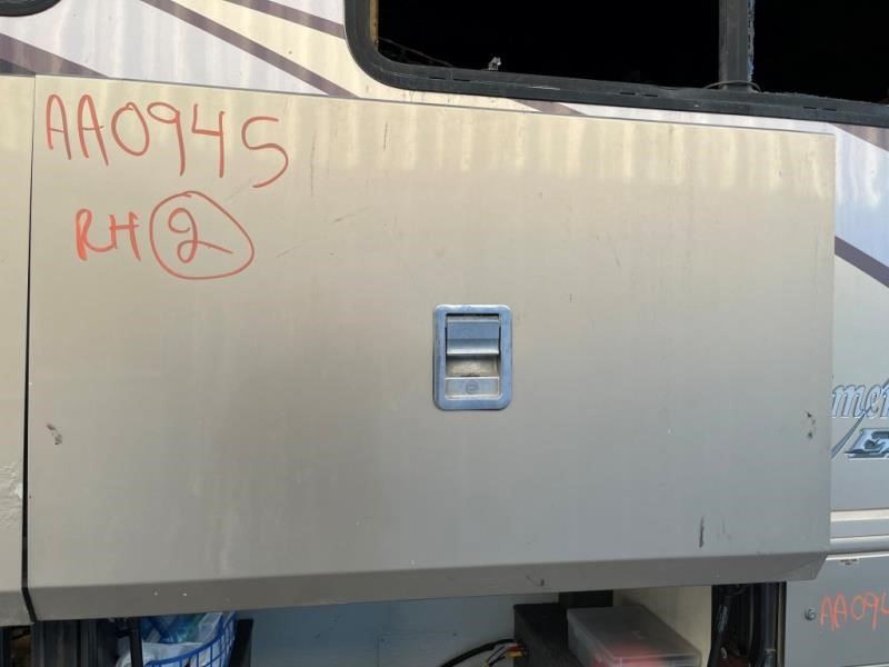 03 Fleetwood American Eagle QS Rv USED RH #2 Luggage Storage Compartment Door