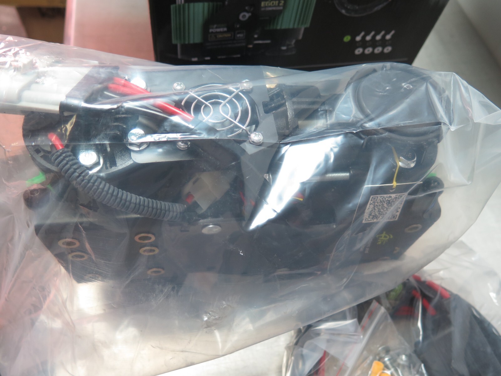 Overland Vehicle Systems 12099918 EGOI Dual Motor Air Compressor, 150PSI (19A1)