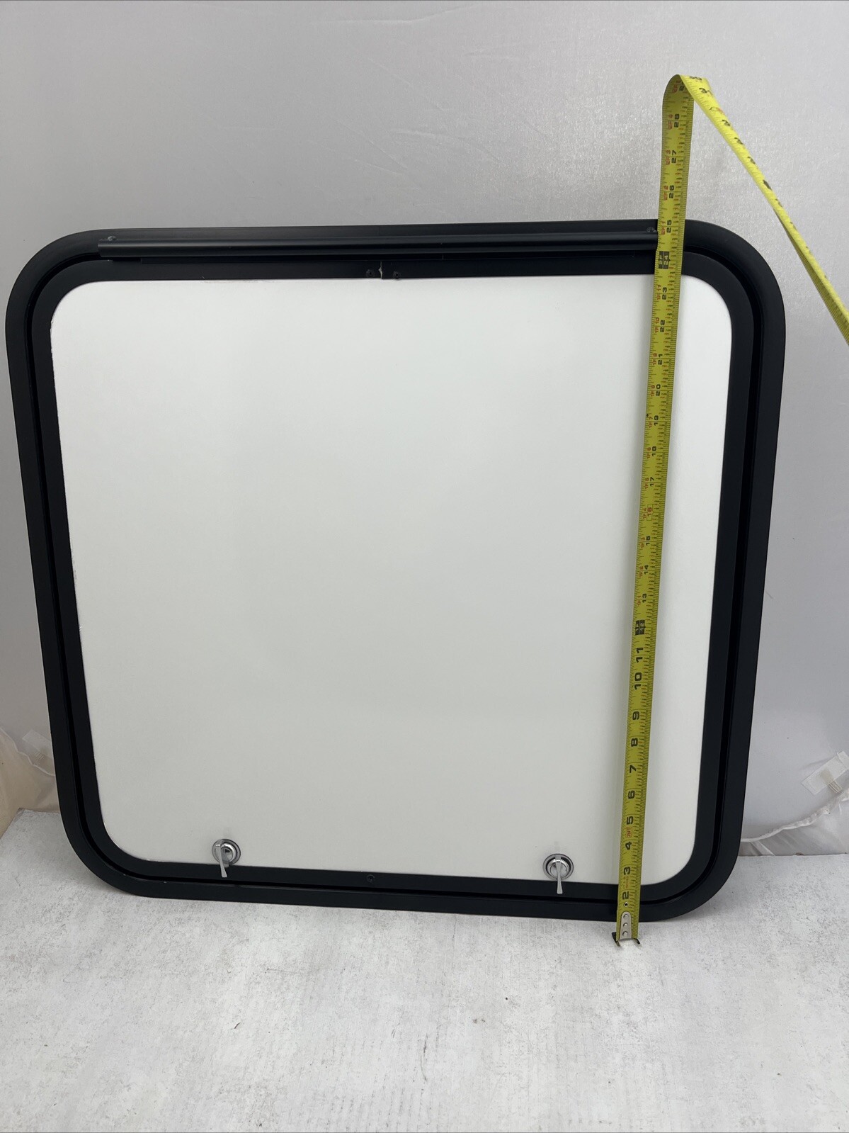 RV Trailer Camper Fifth Wheel Baggage Cargo Compartment Access Door 25 X 24