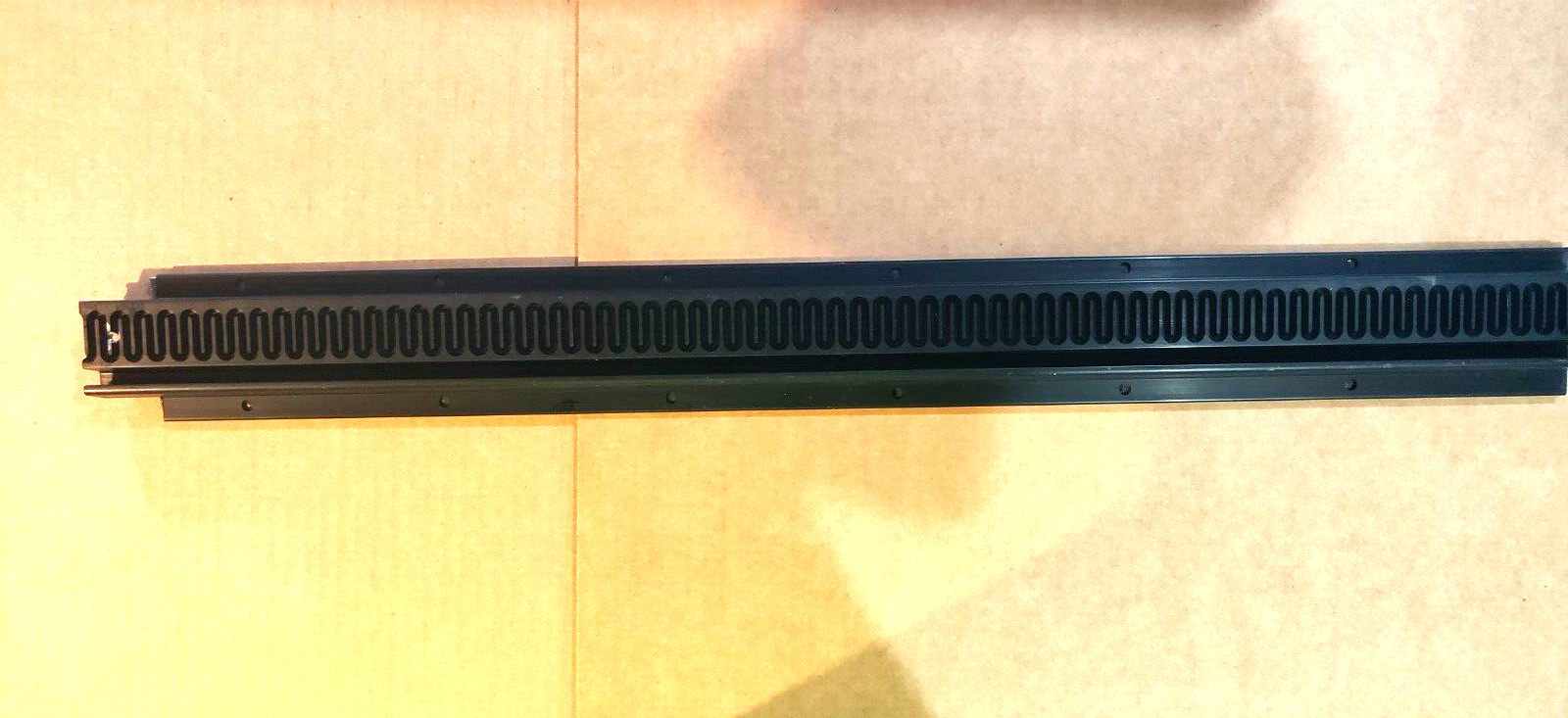 LIPPERT LCI SCHWINTEK SLIDE OUT GEAR RACK TRACK 25.75″ TOP LEFT INVERTED STYLE