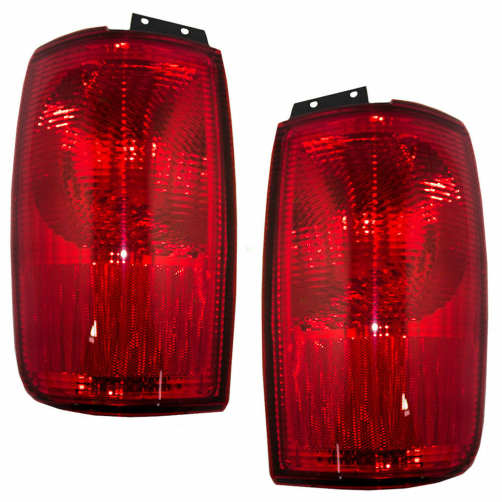 JAYCO AVATAR 2002 2003 2004 TAILLIGHTS TAIL LIGHTS REAR LAMP PAIR RV