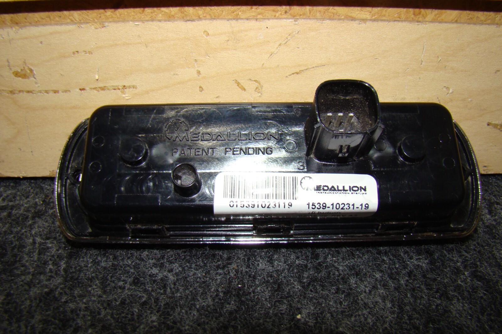 USED MOTORHOME MEDALLION 1539-10231-29 10 BUTTON SWITCH PANEL