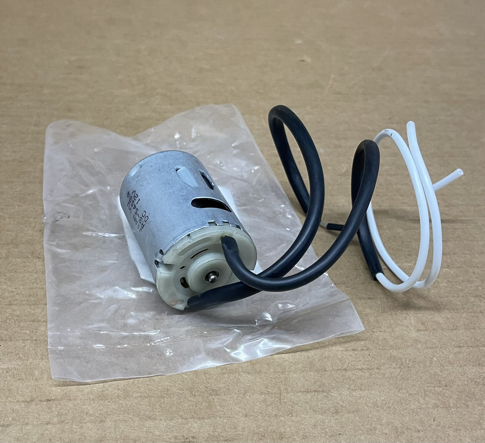 Replacement Ventline by Dexter 12V Small Fan Motor Kit for Ventadome BVD0218-00