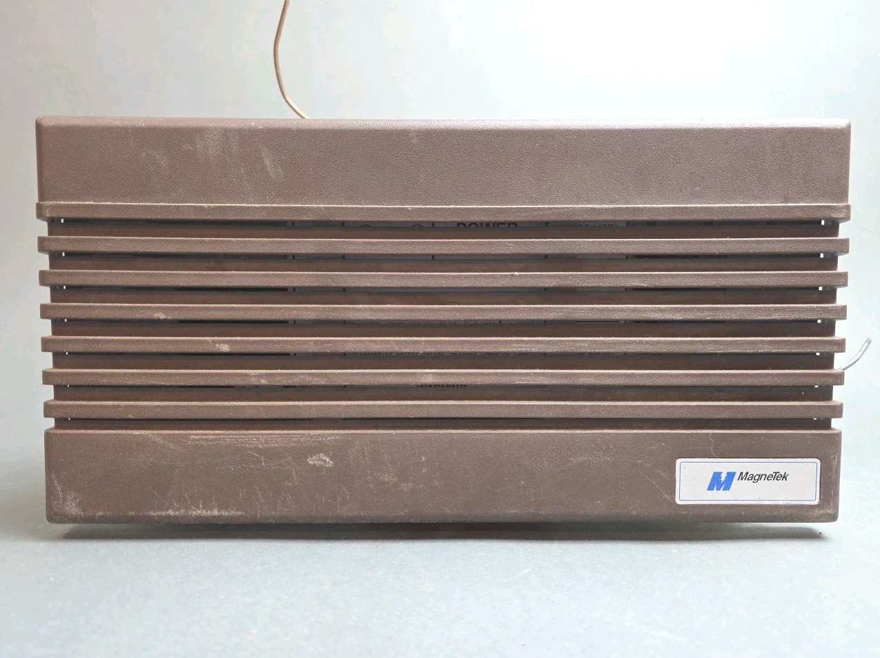 MAGNETEK RV AC/DC POWER CONVERTER 30 AMP 12V 6600 SERIES MODEL 6620
