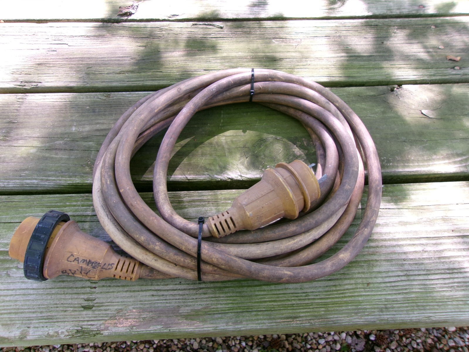 MARINCO Heavy Duty Electric RV/Boat Cord, approx. 24 feet + 18″ Cord E119787