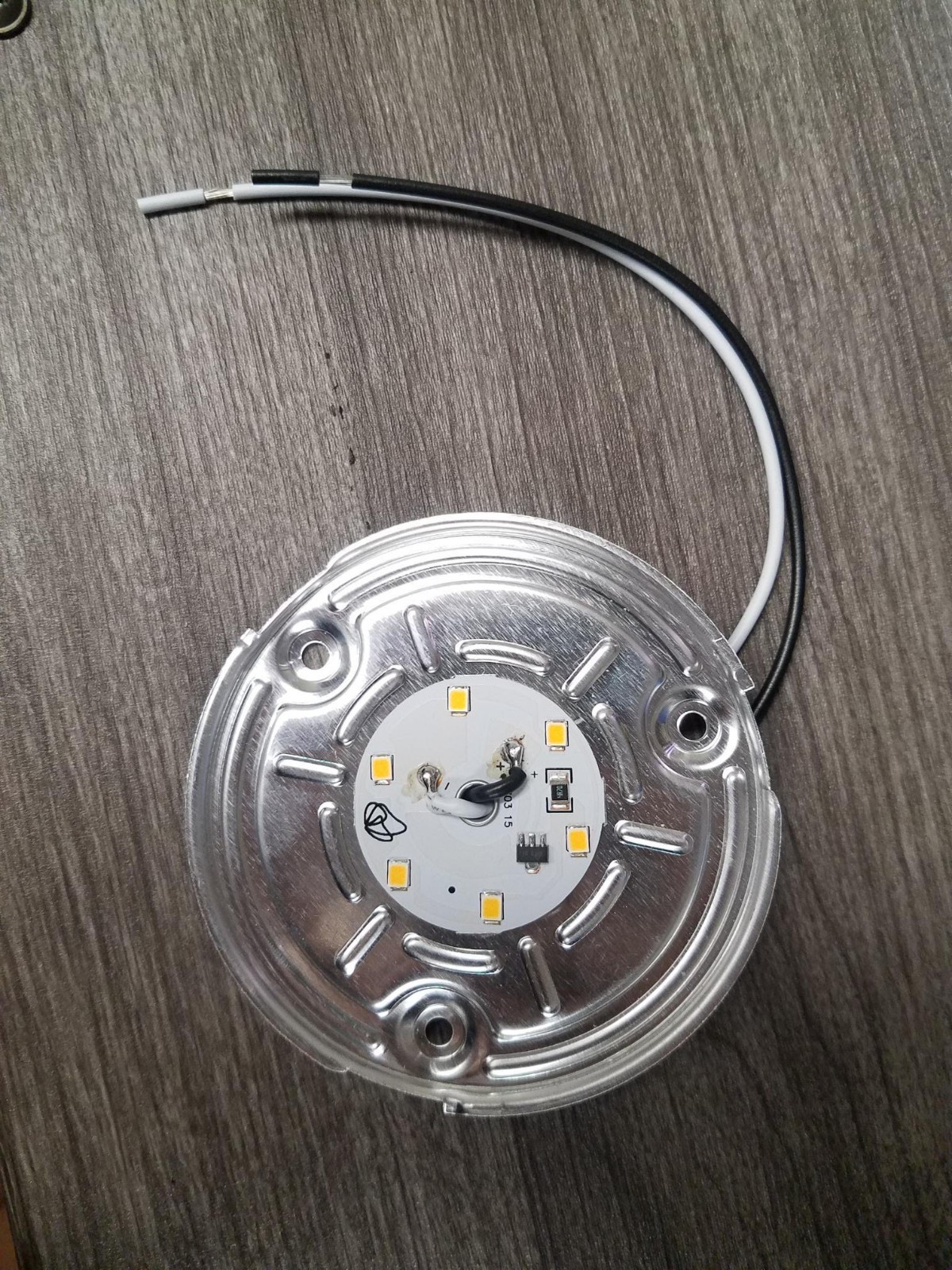(1) 3.5″ 12V DREAM LIGHTING LED Ceiling Down Under Cabinet Dome Lamp RV