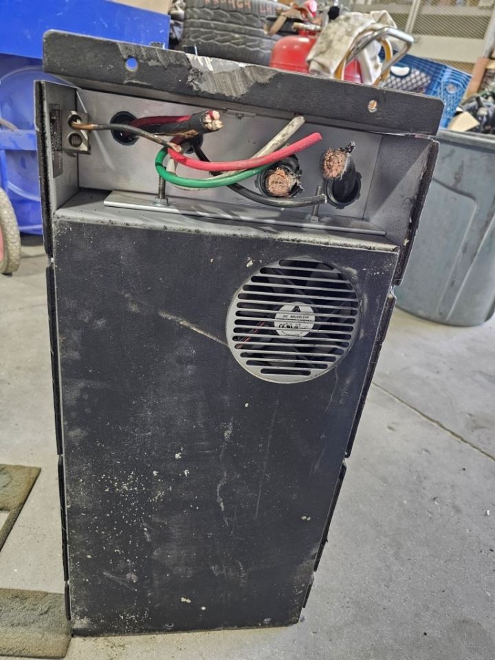 USED HEART INTERFACE SOURCE MANAGER 20 INVERTOR from 2000 American Eagle AS IS