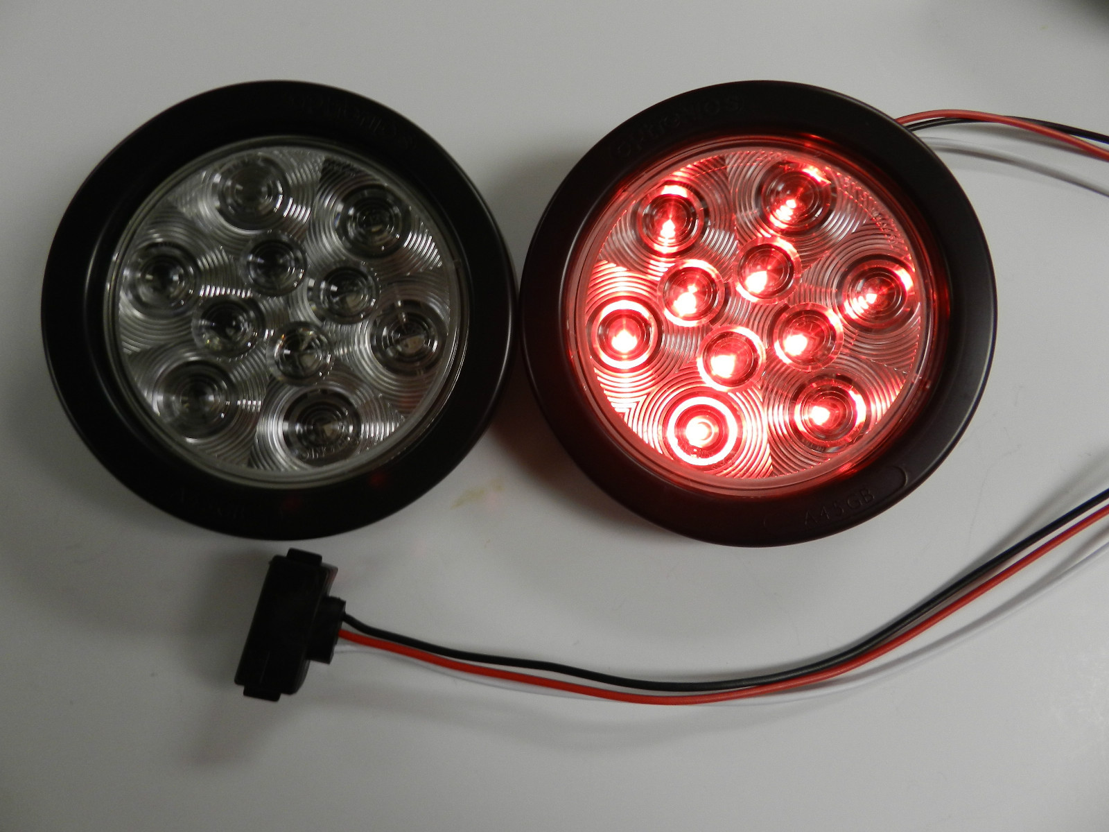 (2) Clear / RED 4″ Round LED 10 LED Stop Turn Tail Light Optronics Truck Trailer