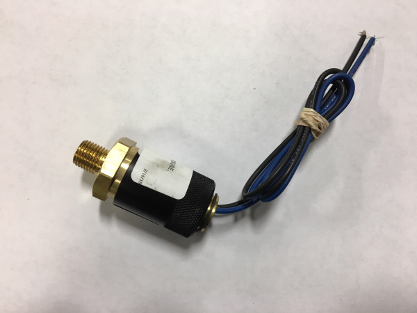 Buyers WSE4 SaltDogg LS1-8 Liquid Spray System Pressure Switch – 1/4 Inch NPT