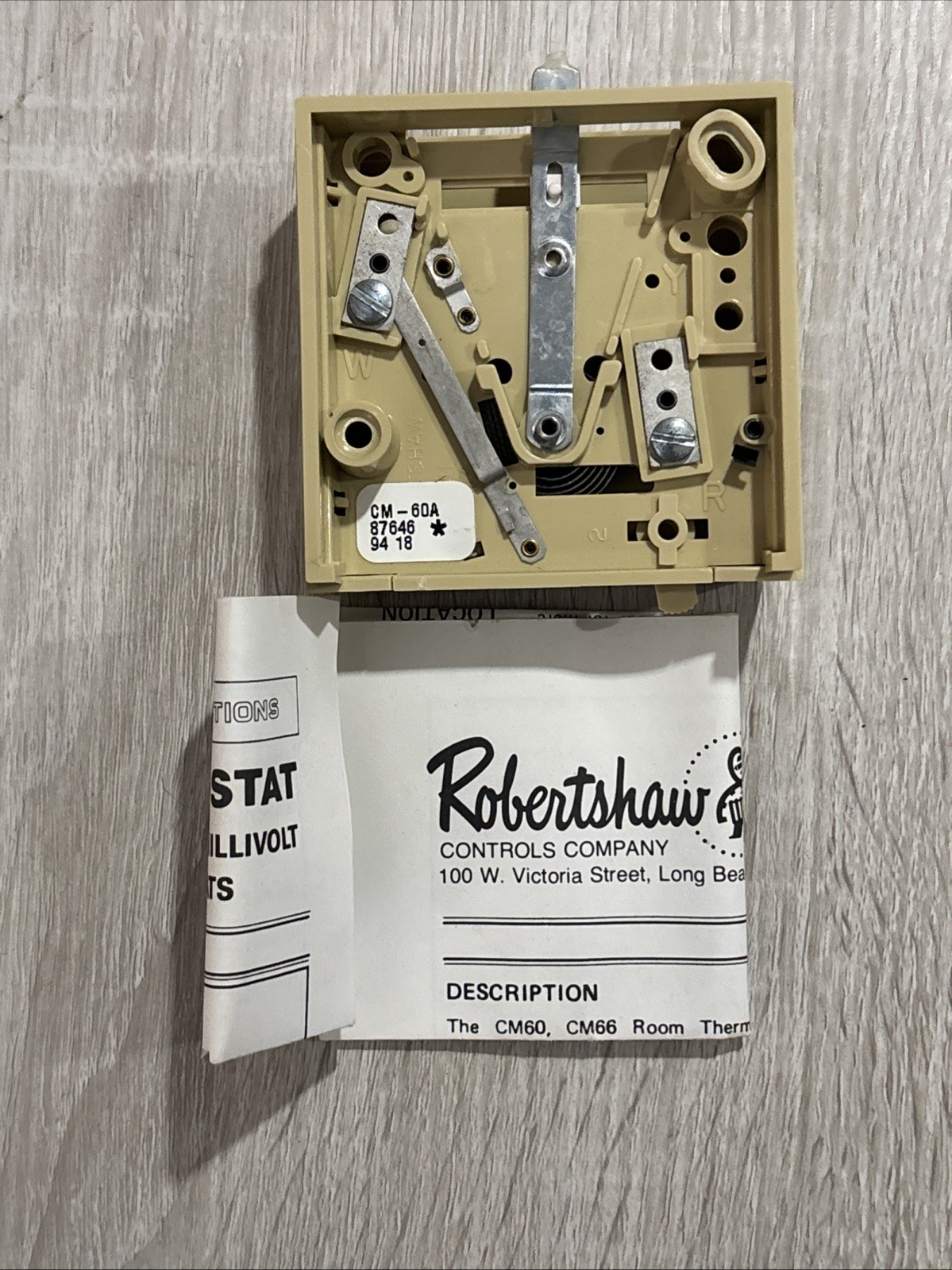 Suburban Vintage Room Thermostat CM60 Mod. 60A-870-033 24V TESTED