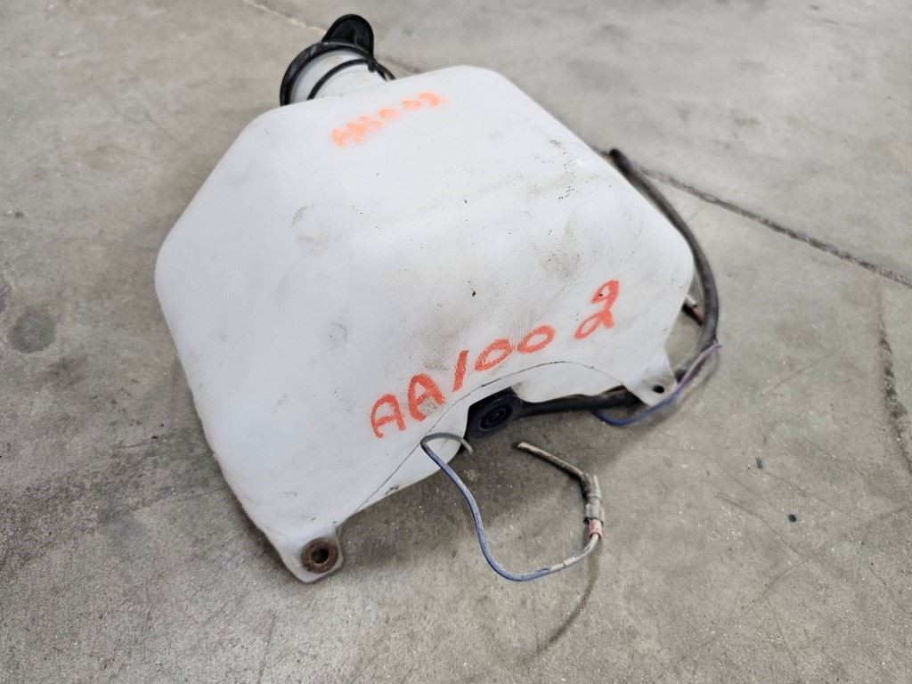 02 Monaco Windsor RV ISC 8.3L Cummins USED Windshield Washer Tank Reservoir