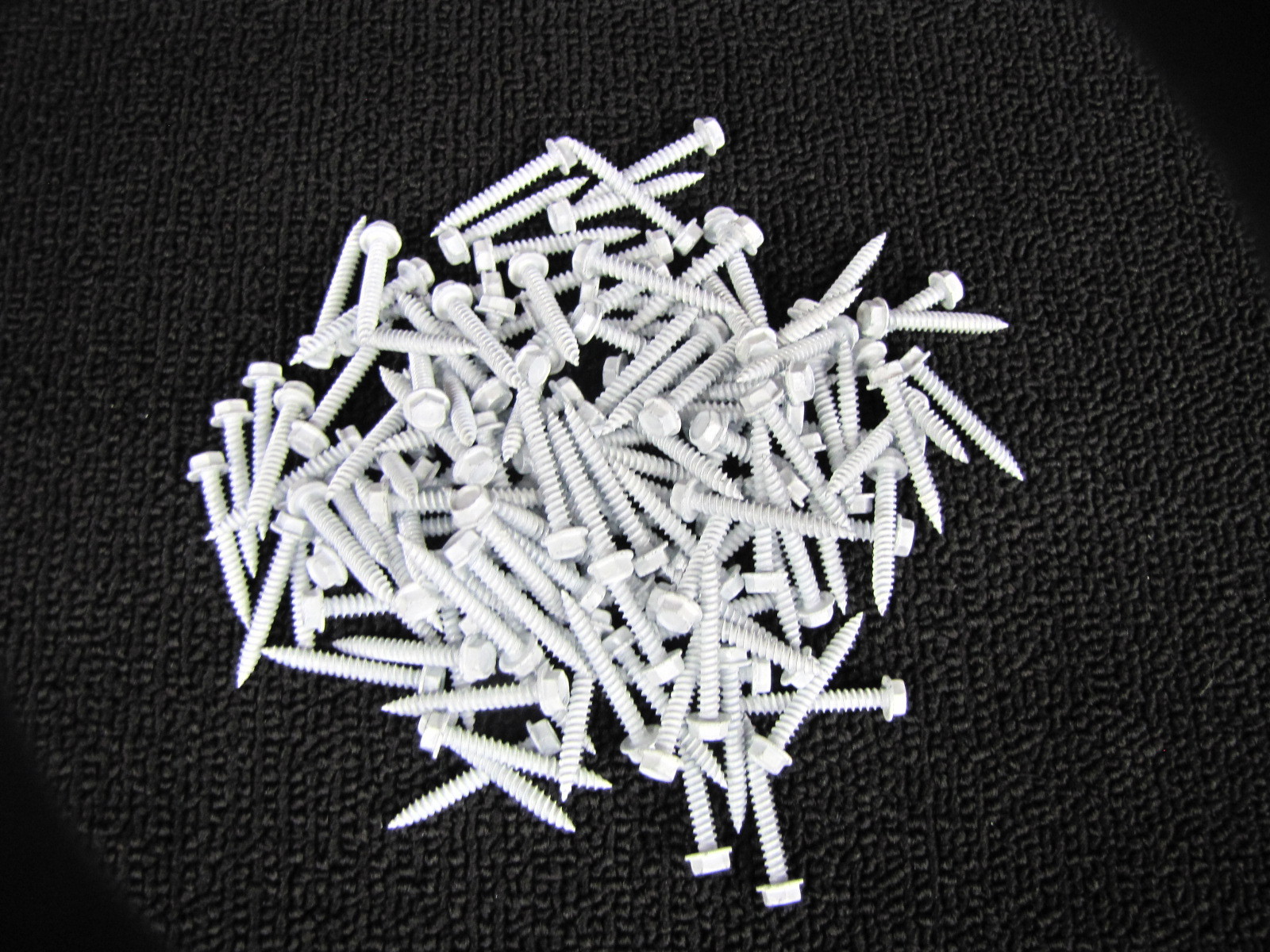 Mobile Home RV Parts 100ct #8 x 1.25″ Hex Head White Screws Door, Window & Vent