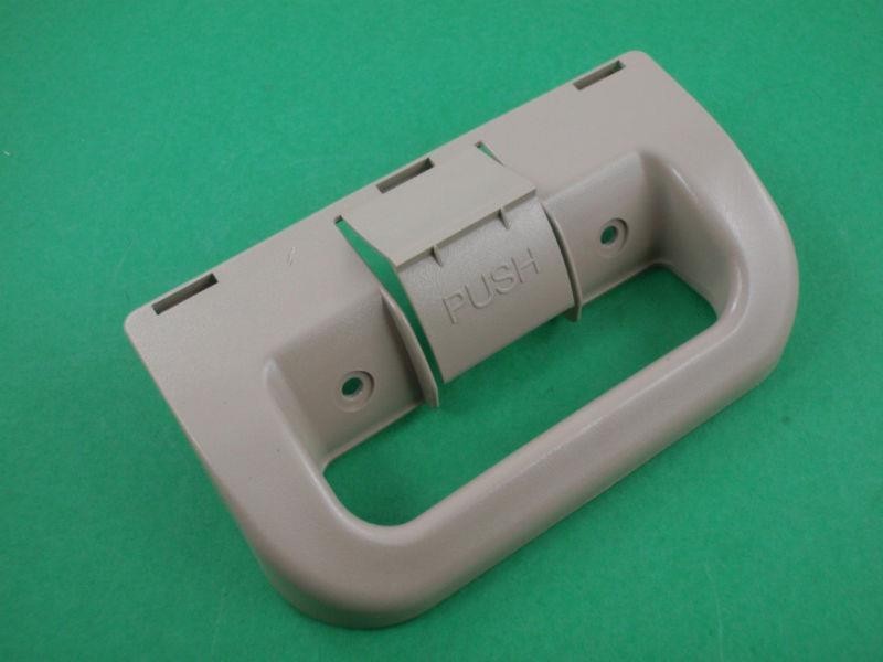 Dometic | 3851174015 | RV Refrigerator Door Handle Beige