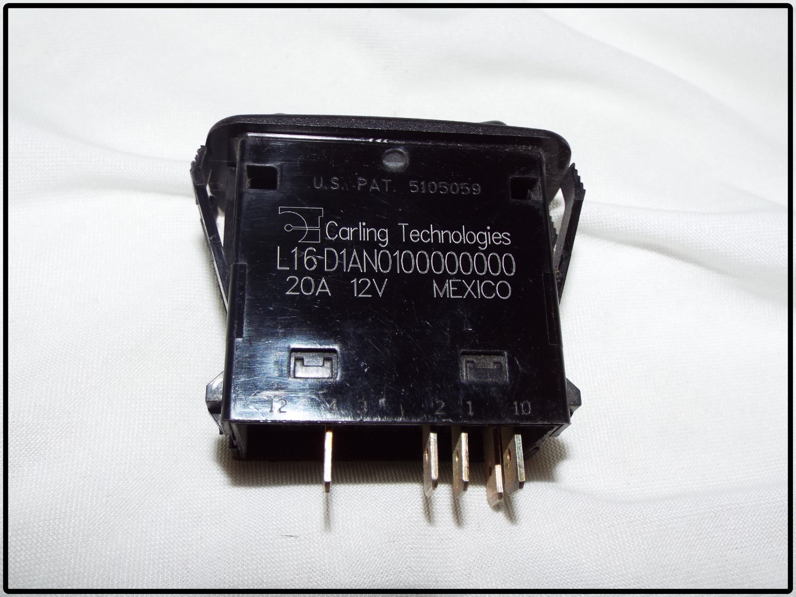 Carling Rocker LOW/OFF/HIGH “DEFROST” Switch 12v 20A 5 PIN — L16D1