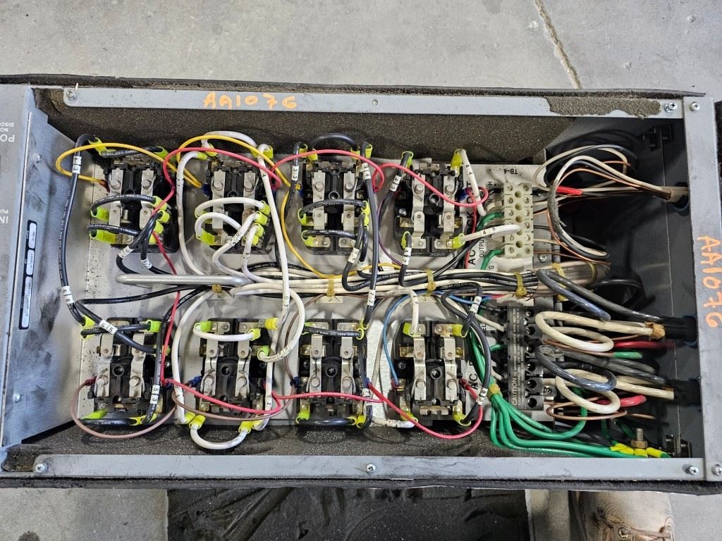 USED HEART INTERFACE SOURCE MANAGER 20 INVERTOR from 2000 American Eagle AS IS
