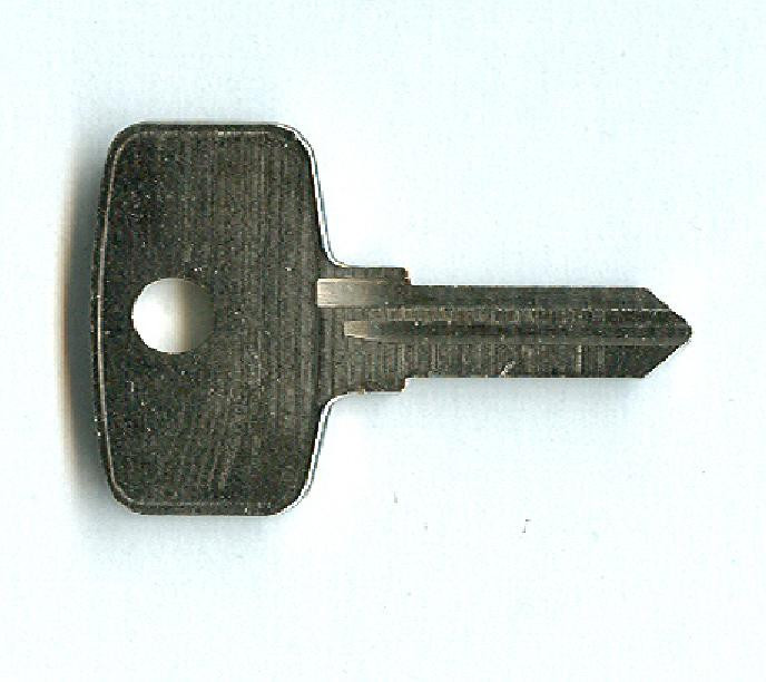 (2) Snap-On Tool Box Keys Cut To Key Code Y001-Y500 Codes Snap On