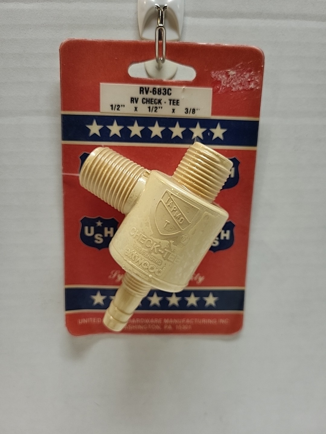 UNITED STATES HARDWARE RV CHECK – TEE 1/2″ X 1/2″ X 3/8″ RV-683C