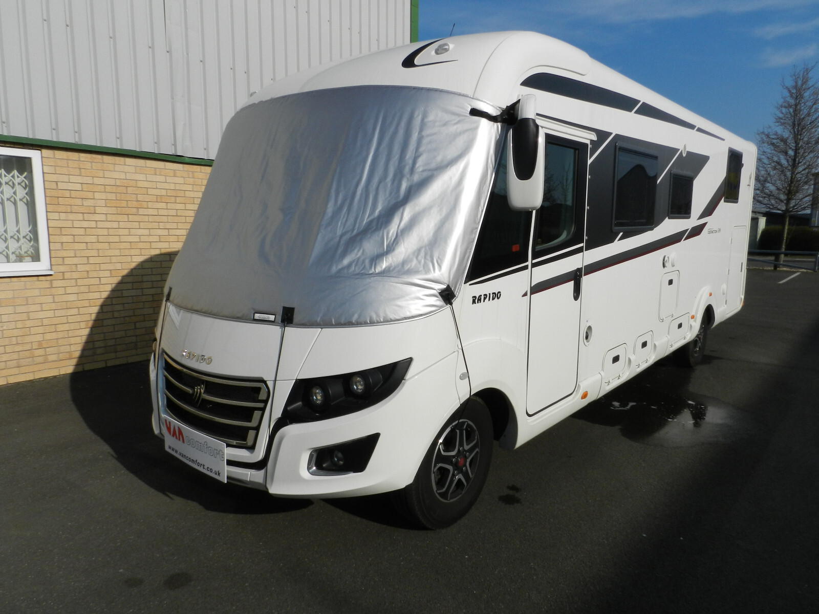 Motorhome A-Class Summer Screen UNIVERSAL FIT VC48VW10104