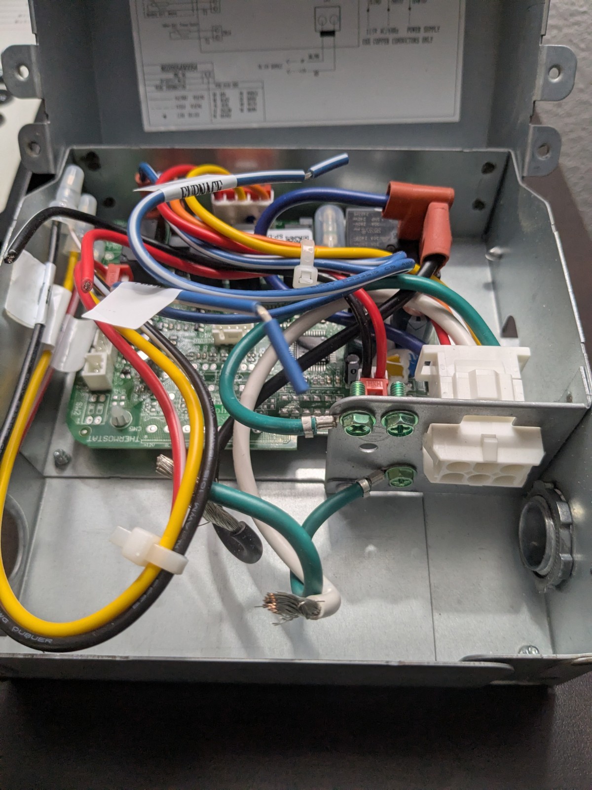 GE Appliances RV Air Conditioner Main Electronic Control Unit RAREC3A2 USED