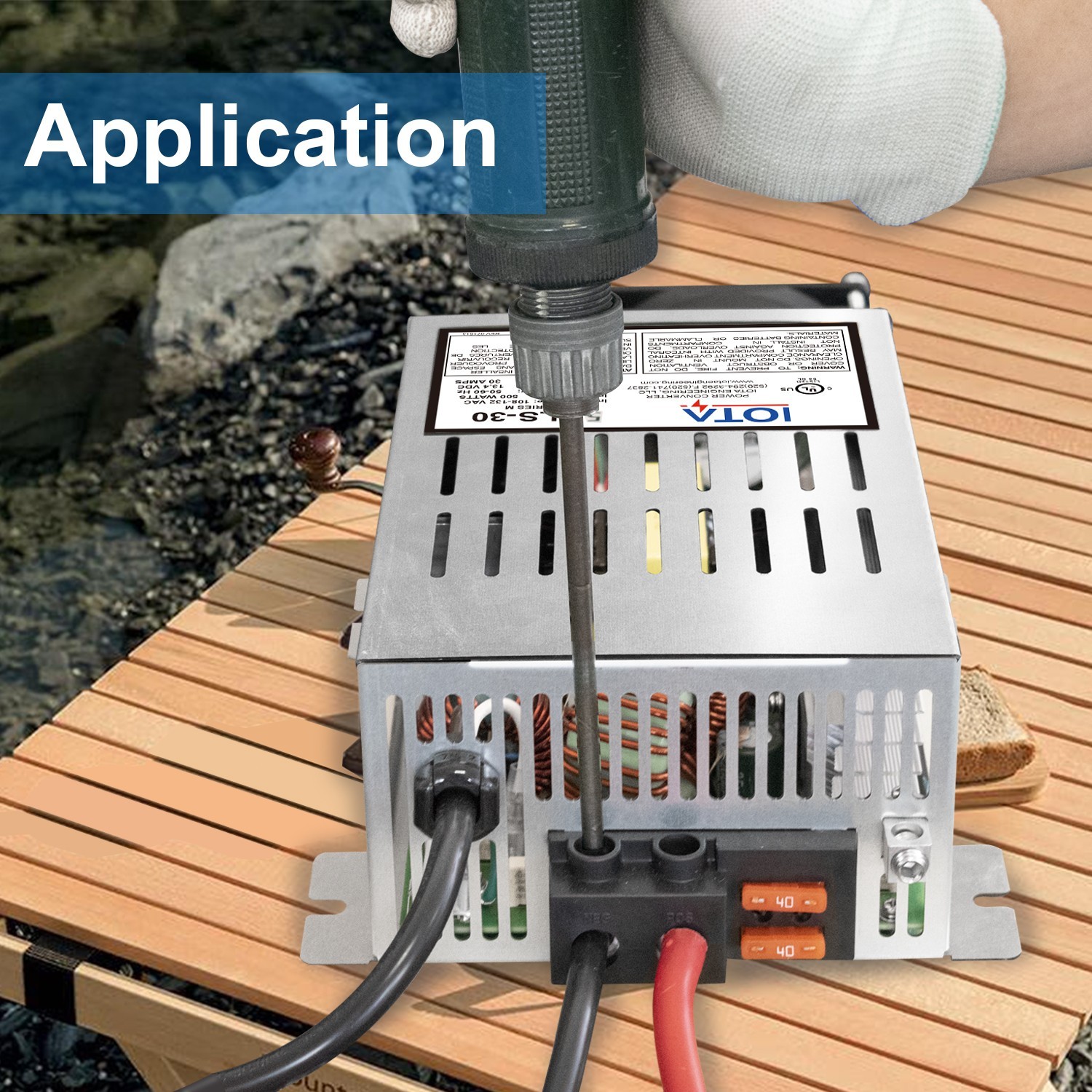 IOTA DLS Series DLS-30 30 Amp Converter and Charger