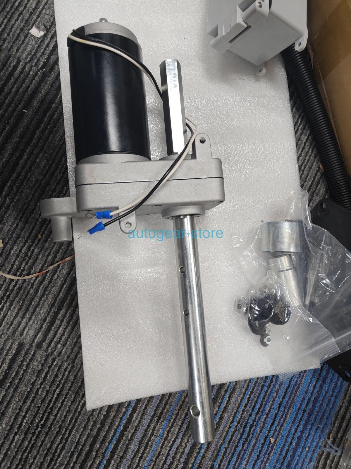 Electric Powered Trailer Jack Kit For Landing Touring Car 12000 Lbs 1824200100