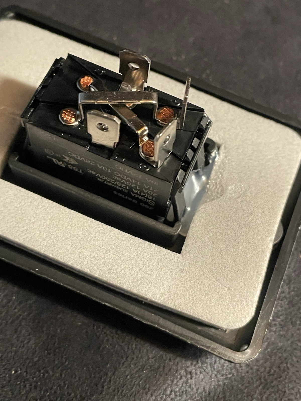 Sigma RV Slide Out Switch Extend Retract & Pigtail Wire 260 Series T85 12V
