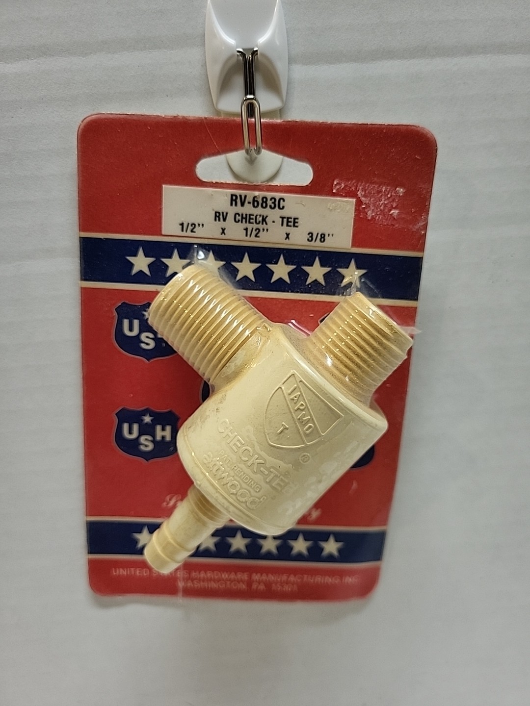 UNITED STATES HARDWARE RV CHECK – TEE 1/2″ X 1/2″ X 3/8″ RV-683C