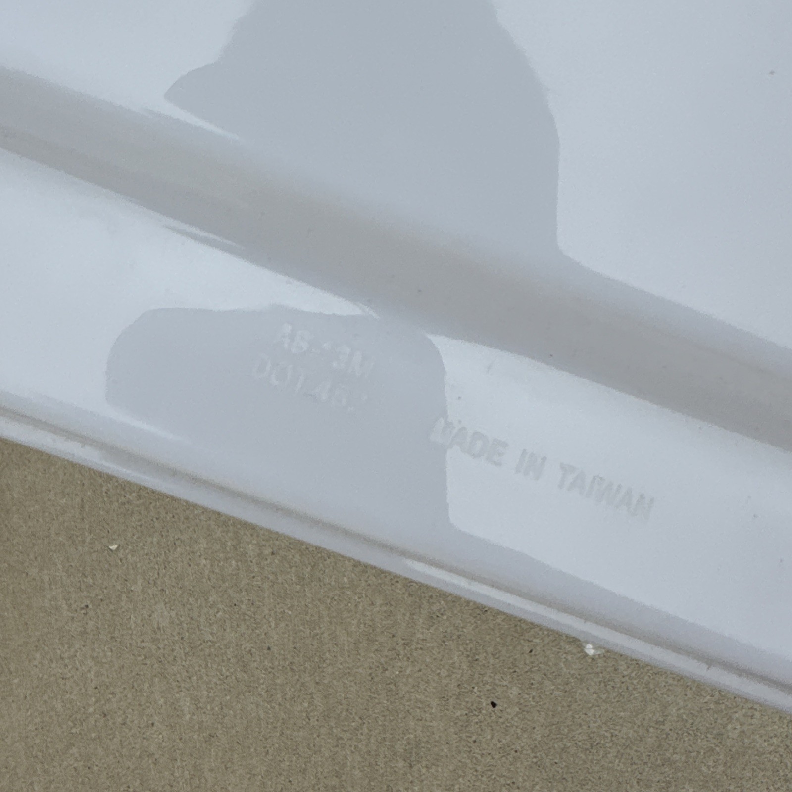 Ventmate 61628 RV Roof Vent Lid For Old Jensen RV Vents 14 in x 14 in White